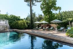 Kenwood Lodge - Luxury 5-Bedroom Retreat with Heated Pool - Image 2