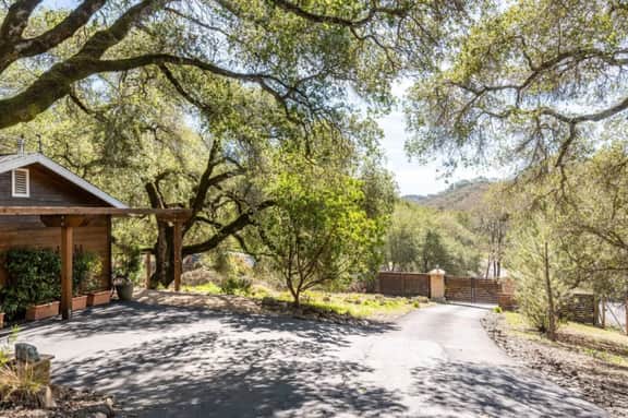 Chalk Hill Cottage - 1 BR w/ Sleeper Sofa - Image 5