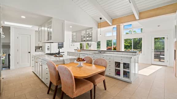 Luna Vista - 3 BD plus 2 Bonus Rooms, Pool, Spa - Image 3