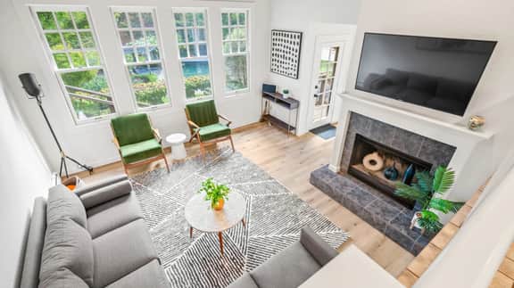 Premier 3 BD with Pool, Outdoor Dining - Image 5