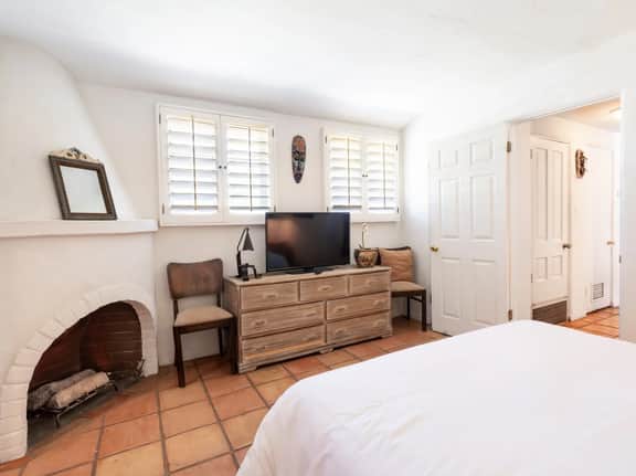 San Jacinto Villa - 5BD | Pool | Movie Colony - Image 5