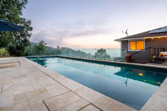 Eagle Ridge - 3 BD with Pool and Views - Image 1