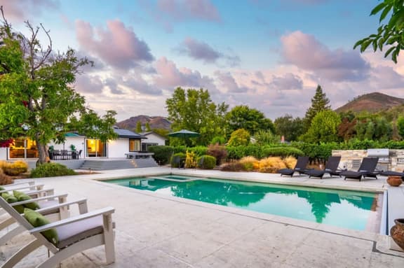Vina Vista - 5 BD Pool, Hot Tub, Close to Wineries - Image 1